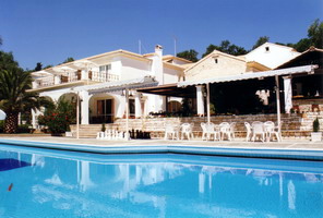 paxos club hotel greece