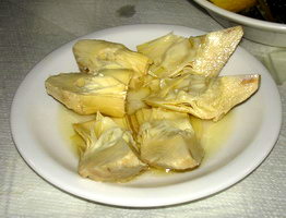 artichokes in Tinos