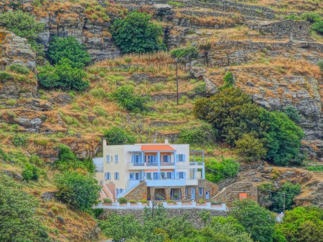 Hotels Houses Bnbs And Rooms In Kea Greece Hotel Serie Ioulida Kea