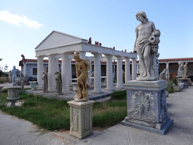 Kefalonia statues