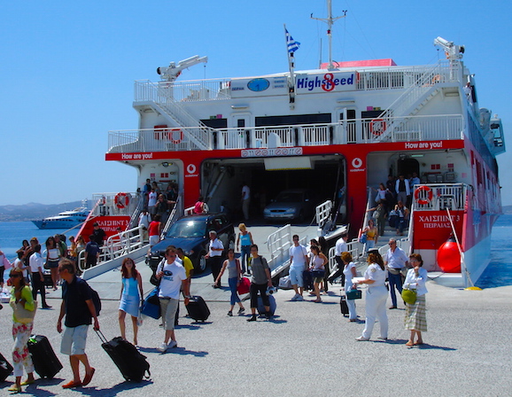 High Speed Ferry to Milos