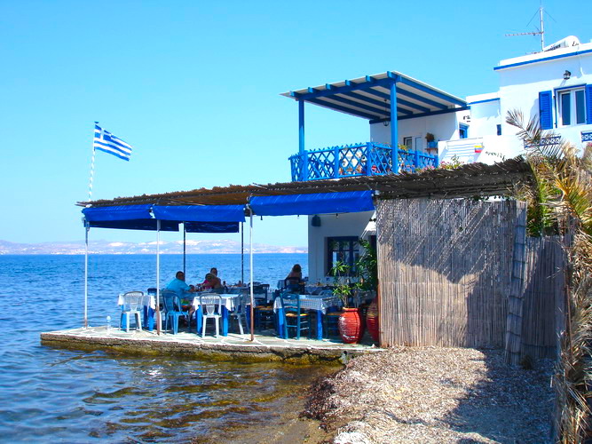 Milos, Greece: Taverna at Emborion