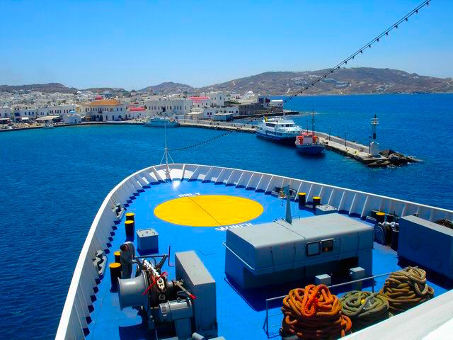 Ferry to Mykonos