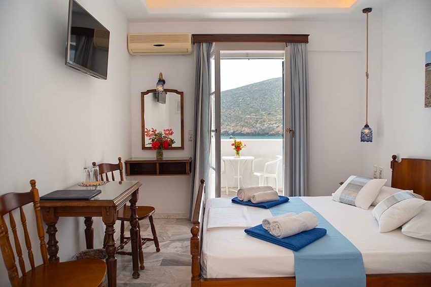 Adonis Hotel, Apollonas, Naxos