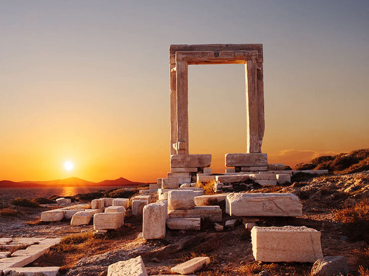 Naxos Mythology Tour