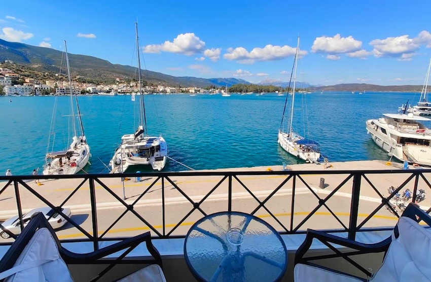 Manessi Hotel Poros