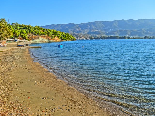 Poros beach