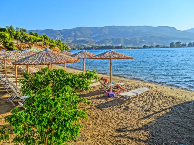 Poros beach