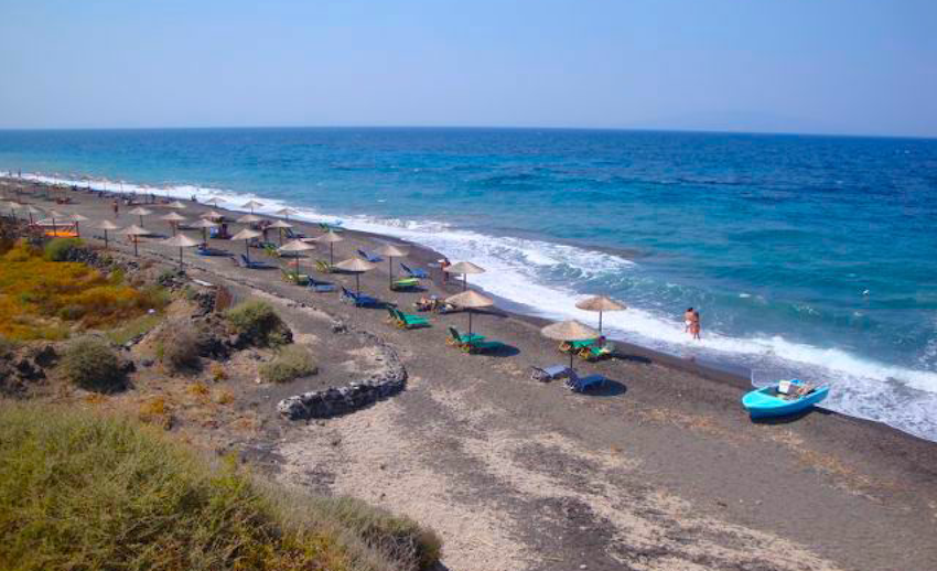 Koloubos Beach, Santorini