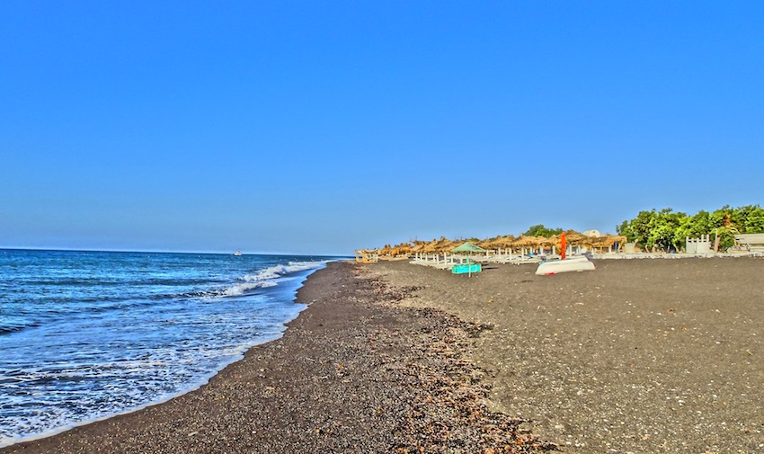 Perivolos Beach, Santorini