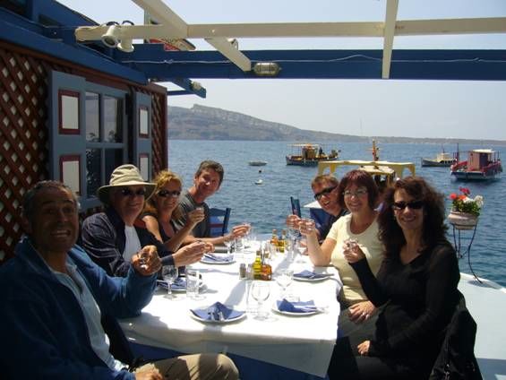 seafood taverna lunch, santorini tour