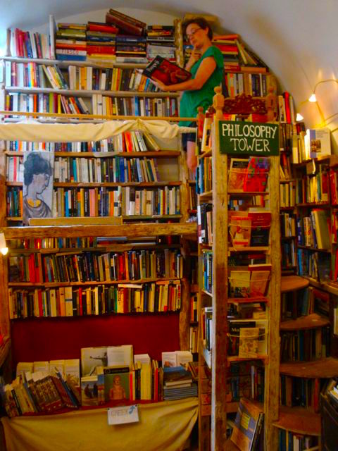 Atlantis Books, Oia