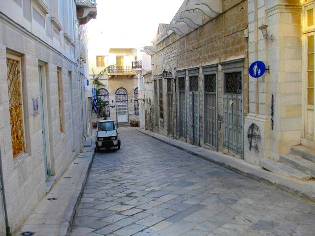 syros16.jpg