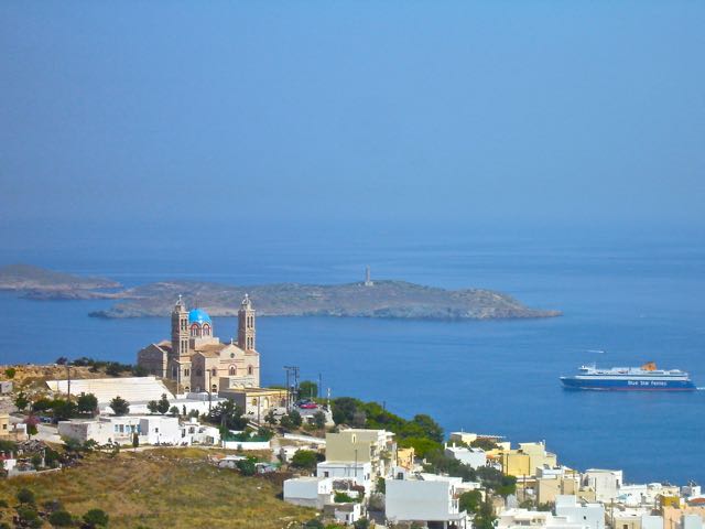 Blue Star Ferry, Syros