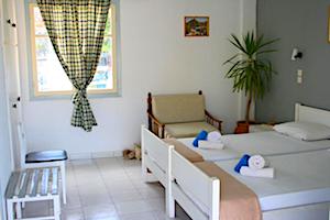 George Apartments, Tilos