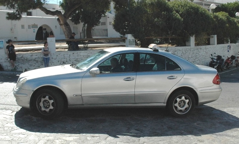 taxi on sifnos