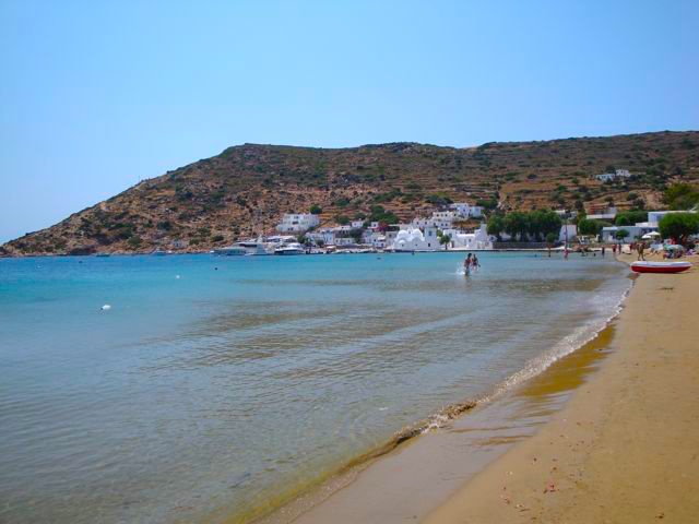 Vathy Rocks Sifnos: Beaches