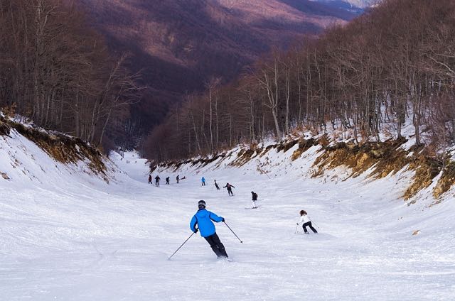 3-5 Pigadia Ski Center, Greece